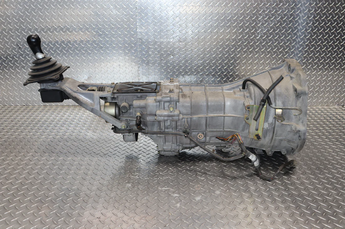 IMG_4298 JDM VQ35DE 03-05 NISSAN 350Z INFINITI G35 RWD 6 SPEED MANUAL TRANSMISSION CD01 - Image 1