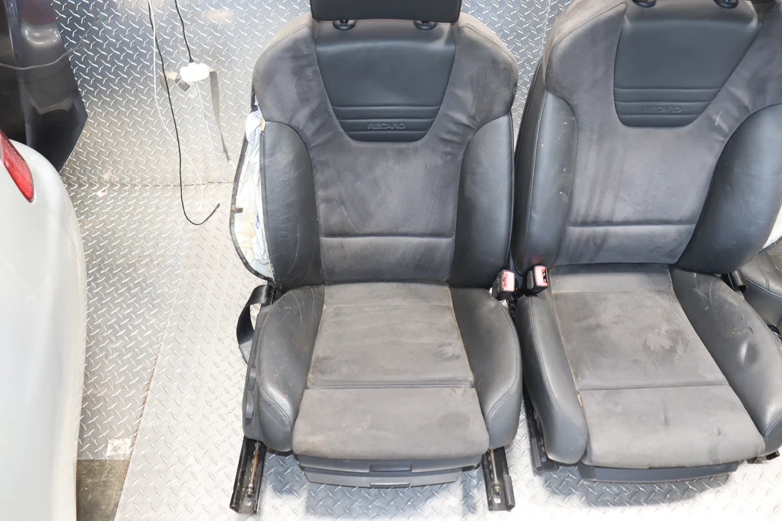 IMG_6535 JDM 2005 - 2008 AUDI S4 B7 SEDAN AVANT COMPLETE FRONT AND REAR RECARO SEATS - Image 1