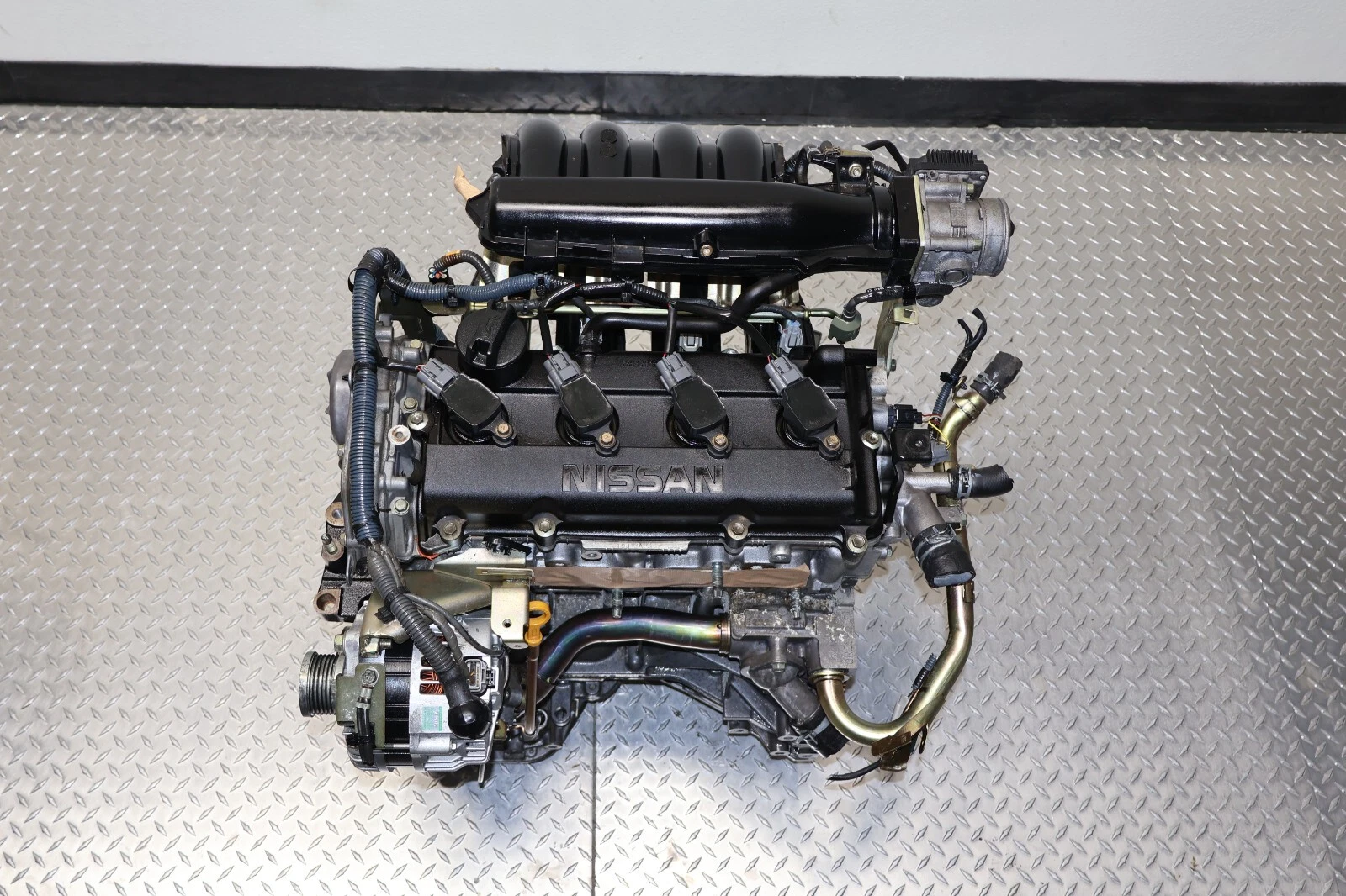 s-l1600 JDM QR25DE 02-06 Nissan Altima Automatic Transmission 2.5L 4cyl. - Image 1